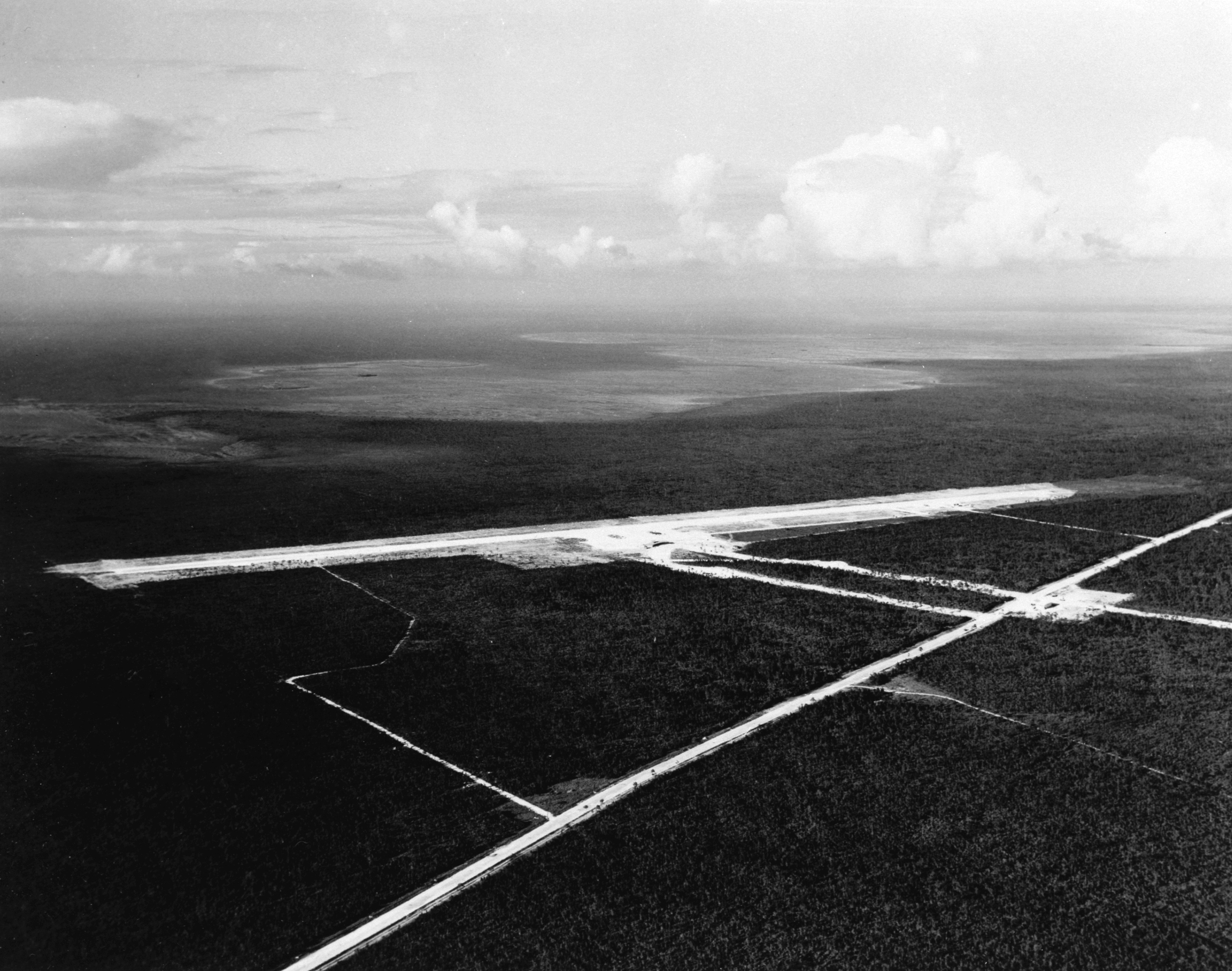 Aerial view of Freeport International Airport, 1960