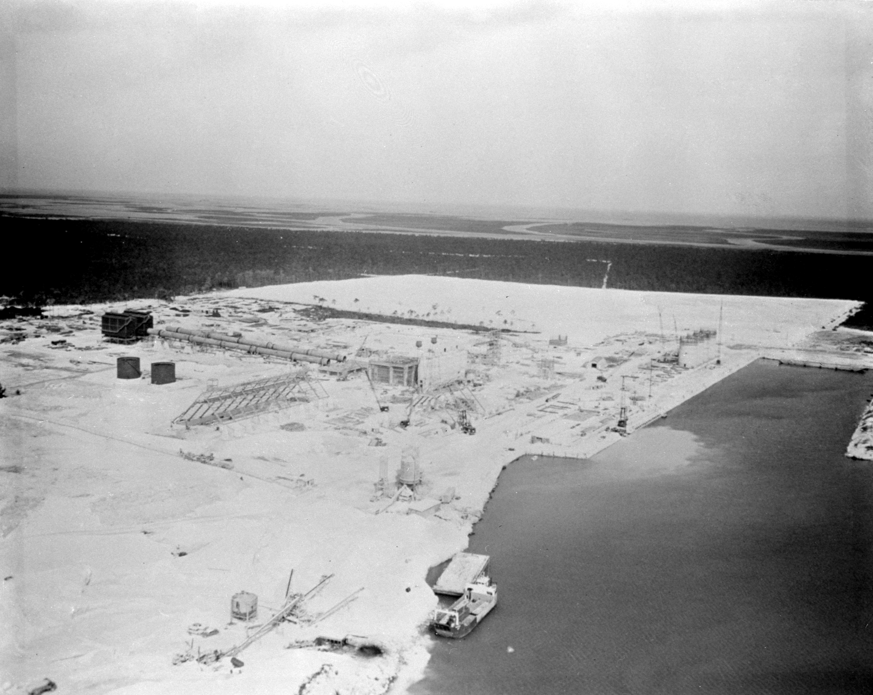Bahama Cement plant under construction, 1963