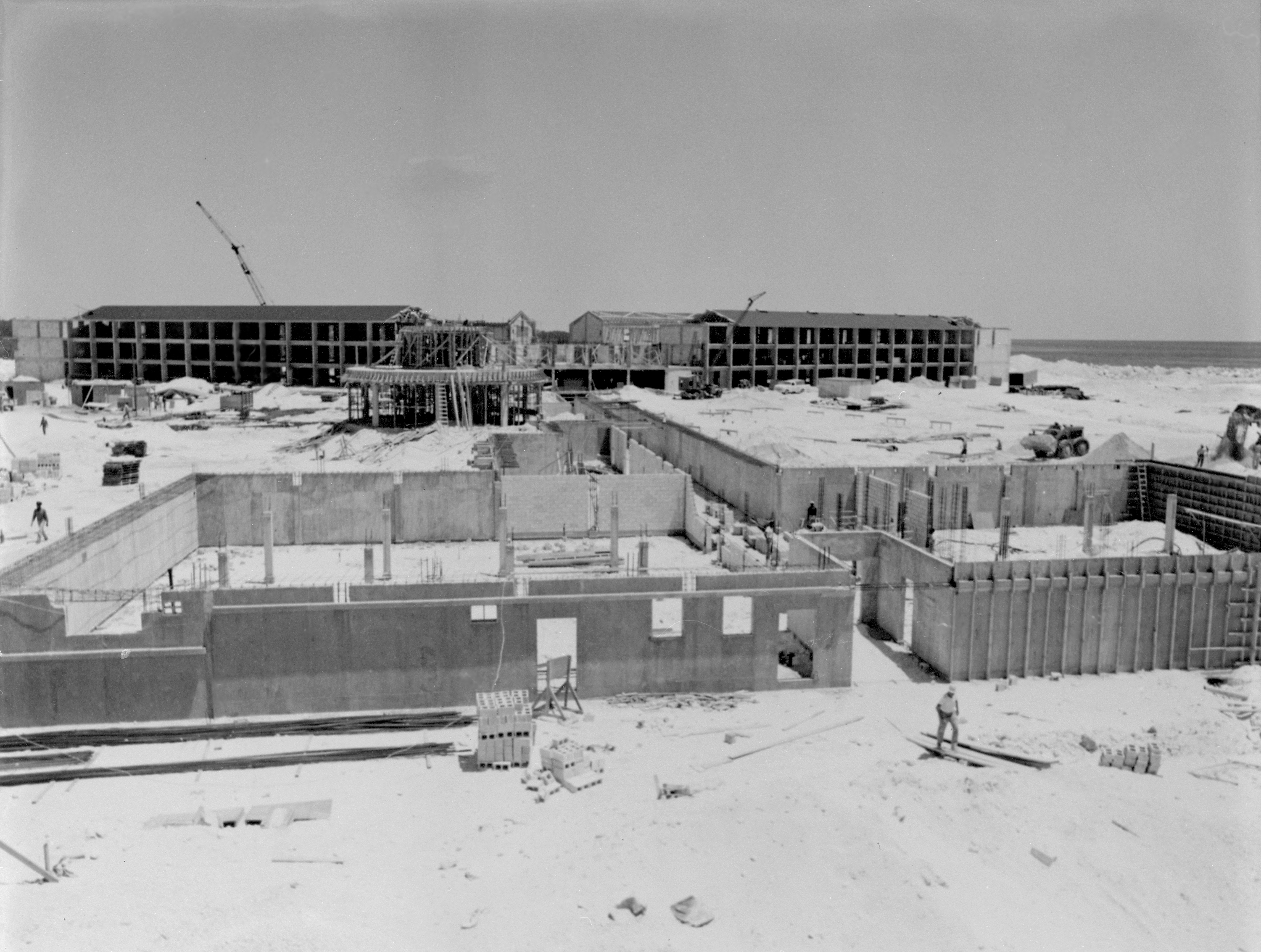 Lucayan Beach Hotel under construction, April 1963