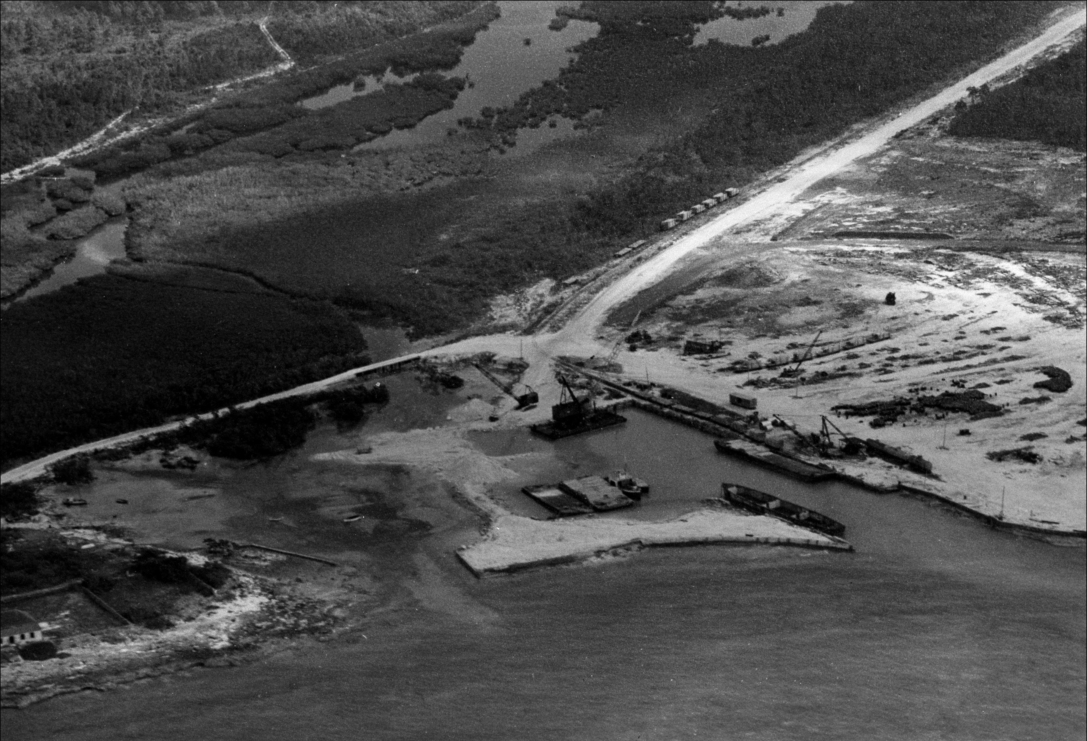 Aerial view of South Shore Slip, 1954