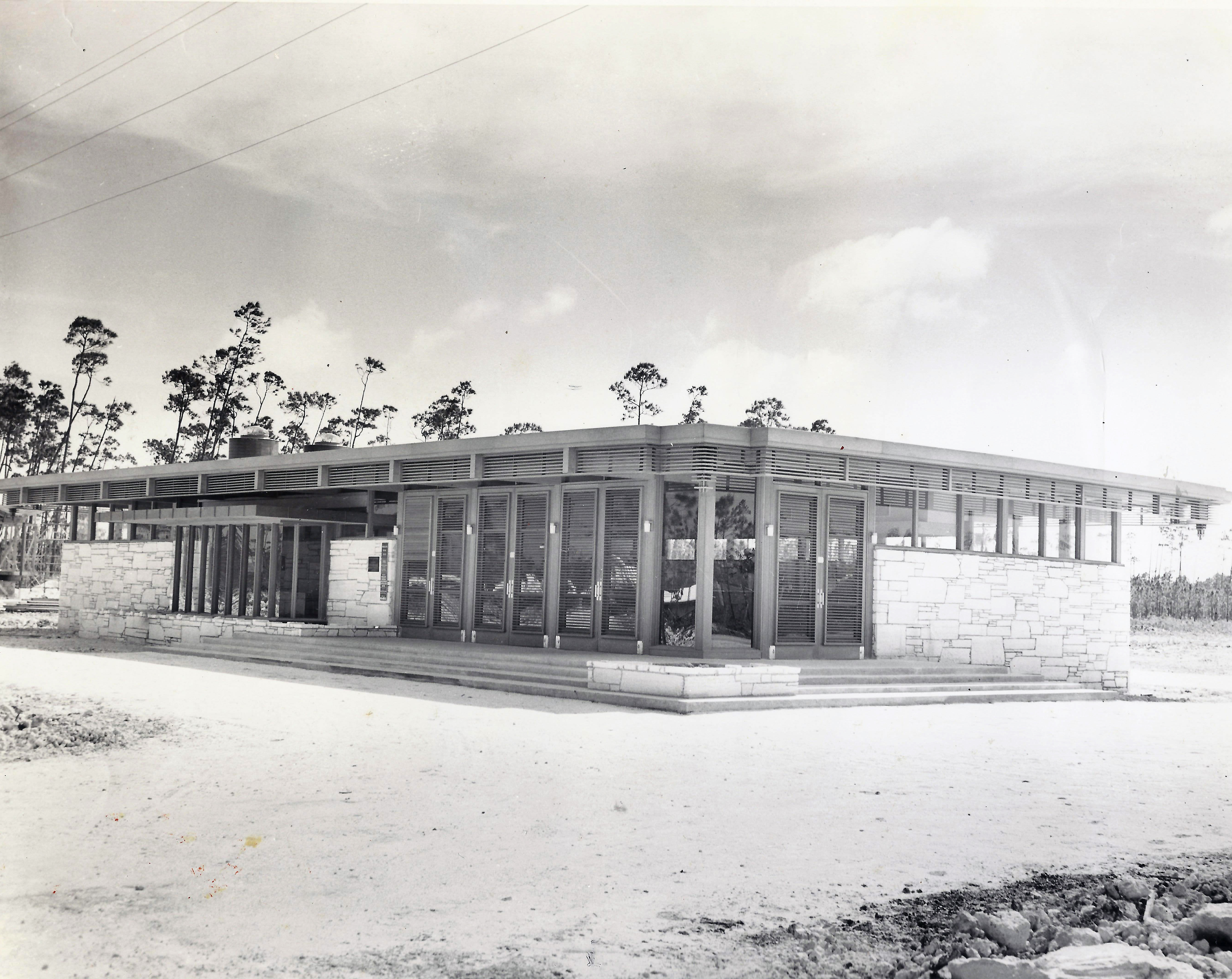 Barclays Bank on Pioneer's Way and the Mall