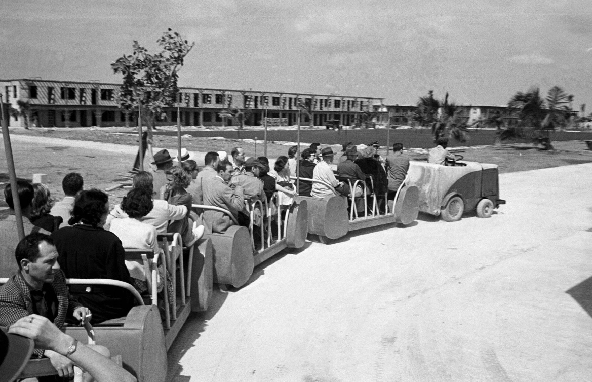 First guests arrive to half-finished Butlin’s Vacation Village, 1950